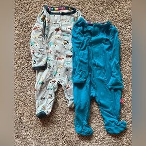 Set of 2 Magnetic me newborn outfits